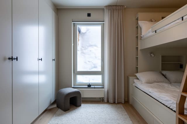 Two-room ski apartment with sauna and ski storage in mountain resort
