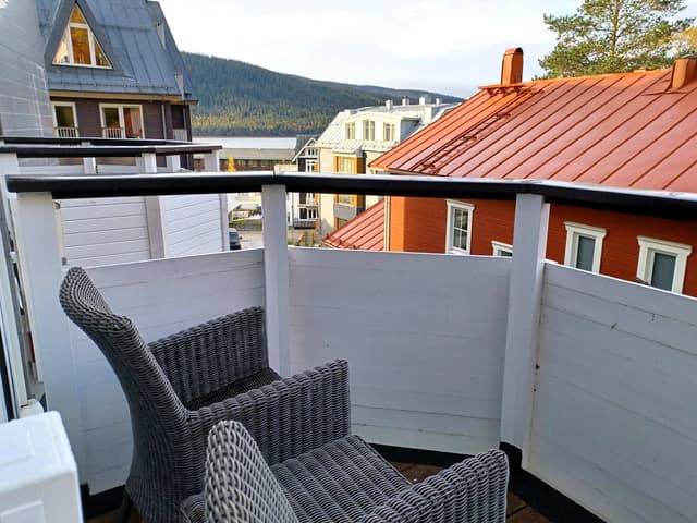 Ski-in/ski-out duplex apartment in Åre with private sauna, balcony and shared ski storage