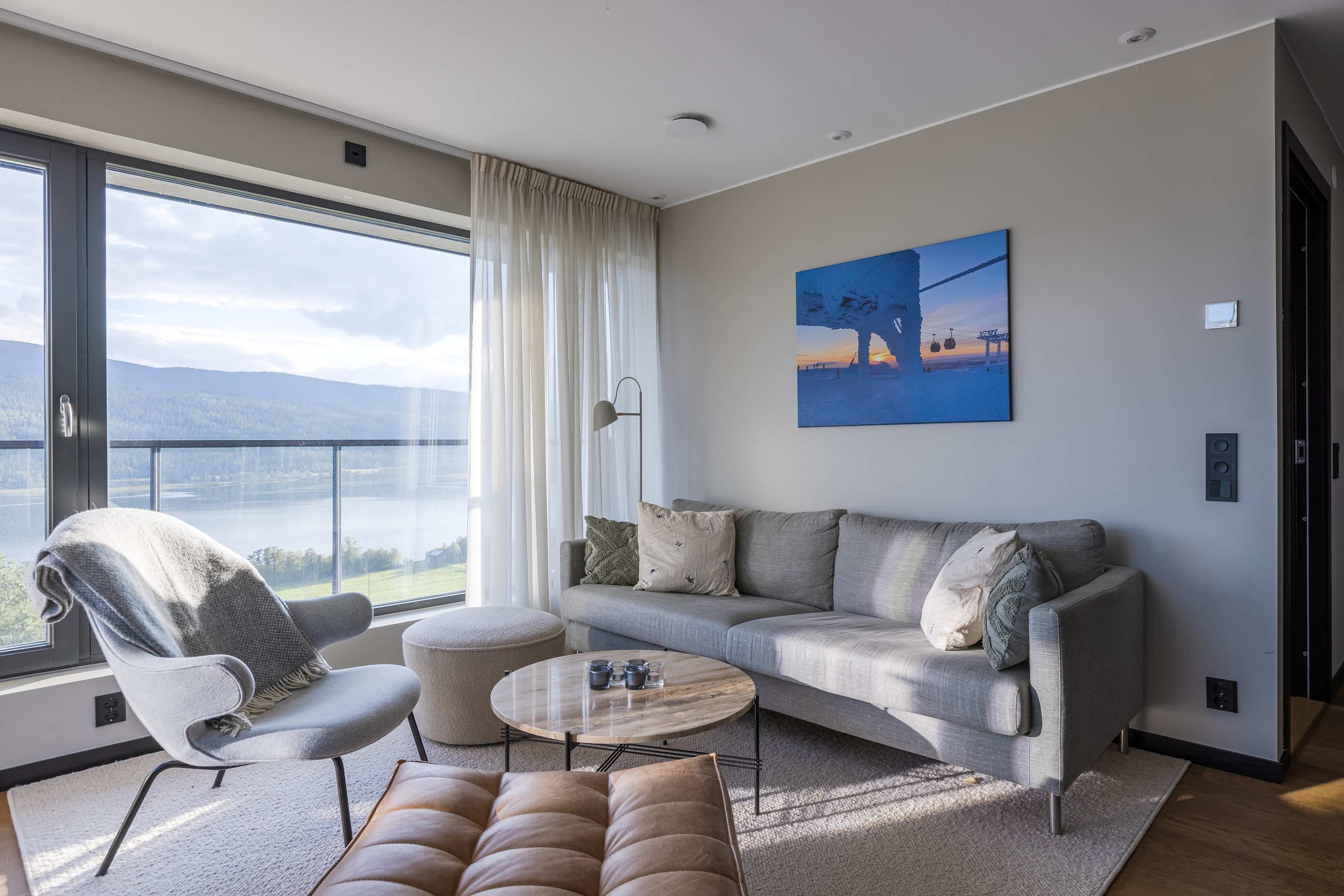 Interior of modern 3-bedroom apartment in Åre with mountain views