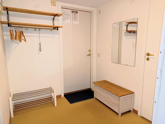 Central Åre apartment by the square near ski lifts, with sauna, balcony and ski storage