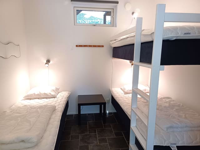 120 sqm apartment in Åre for 16 guests with south-facing balcony, open-plan kitchen and two private saunas