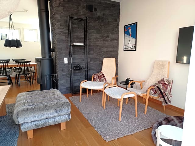Åre duplex apartment with fireplace, private sauna, ski storage and in-house garage parking