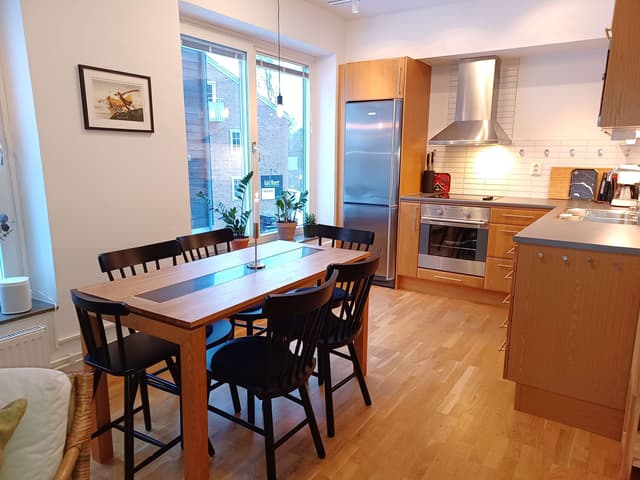 Two-bedroom apartment near Åre lifts with ski storage, drying cabinet, washer and garage parking