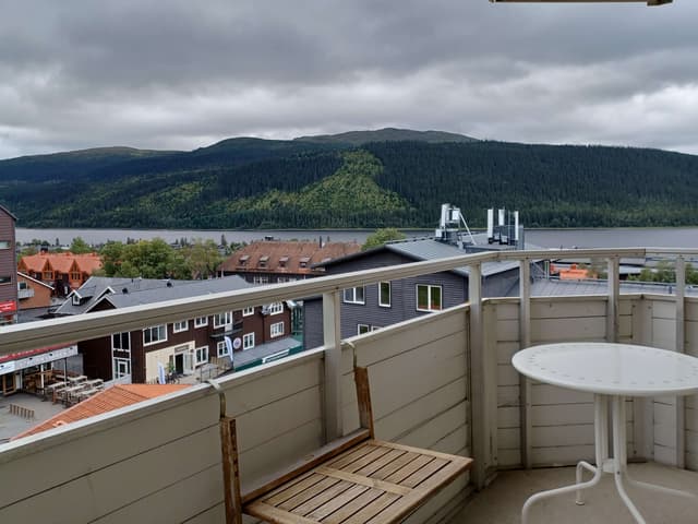 Apartment in central Åre close to ski slopes and village, with ski storage and drying cabinet