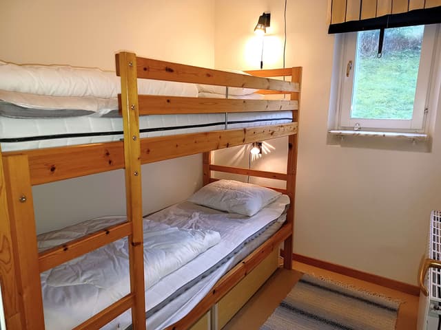Central Åre apartment by the square near ski lifts, with sauna, balcony and ski storage