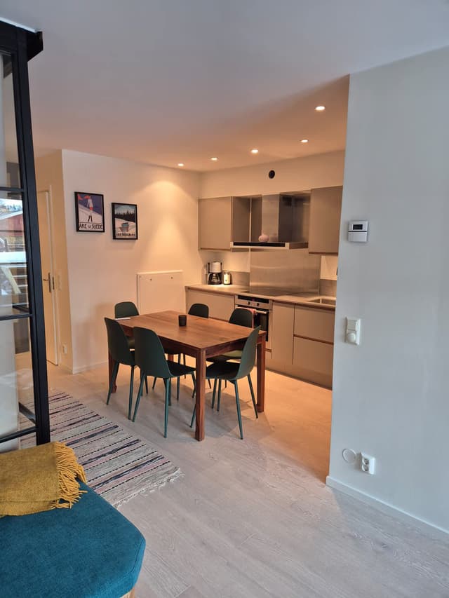 Modern apartment in Åre village with private sauna, heated floors, free parking and ski storage