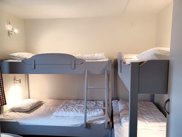 Ski apartment in central Åre near slopes, lifts and village square, with private sauna and ski storage