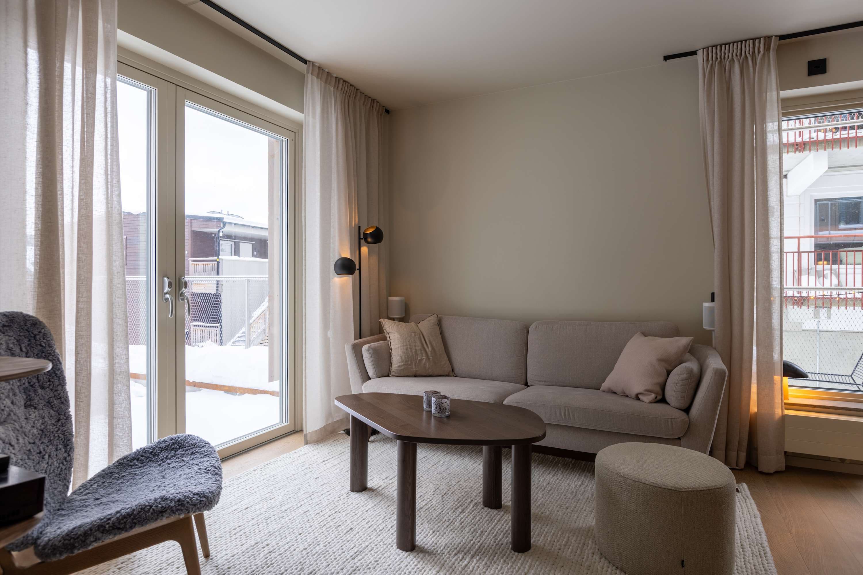 Two-room ski apartment with sauna and ski storage in mountain resort