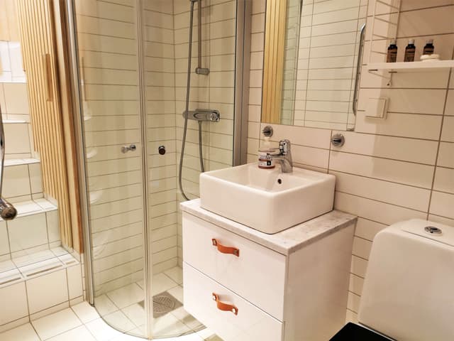 Two-level apartment in Granen, central Åre near Bergbanan, close to lifts and slopes, with private sauna.