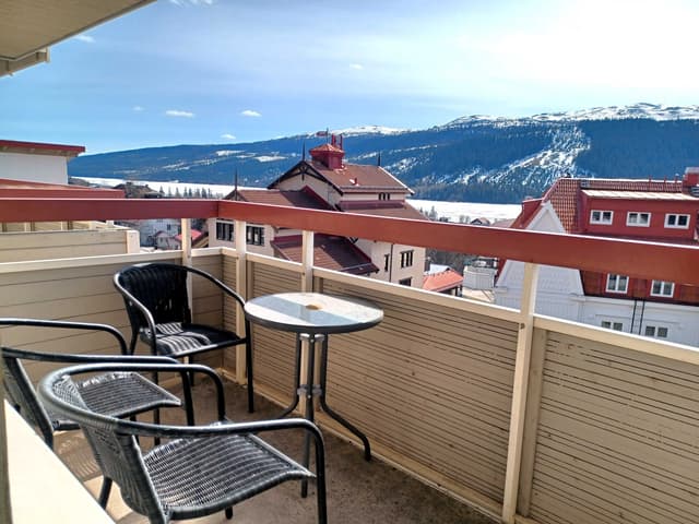 Apartment by the ski slope in central Åre with private sauna, close to lifts and Åre Square