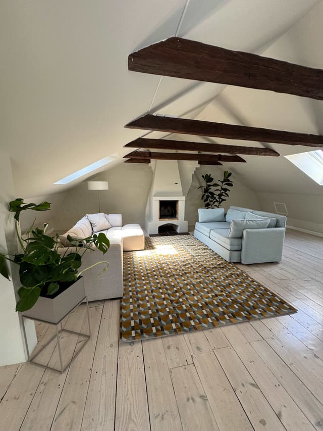 Tvåvåningslägenhet Östermalm interiör, fasadvy Östermalm, nära Djurgården och Strandvägen