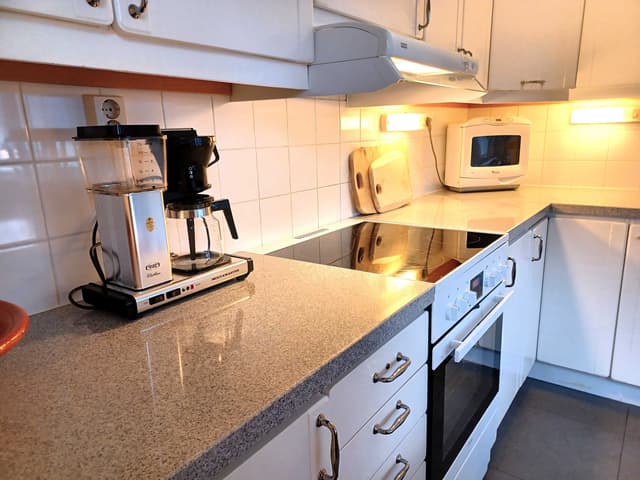 Apartment in Åre near Bergbanan and Åre Square, steps to ski lift, private sauna and balcony