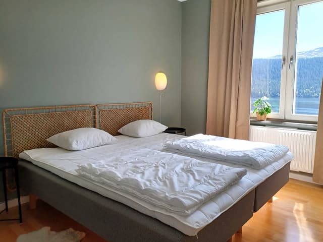 Apartment in Olympia, Åre near VM8 lift, with lake view and private sauna