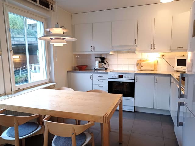 Apartment in Åre near Bergbanan and Åre Square, steps to ski lift, private sauna and balcony