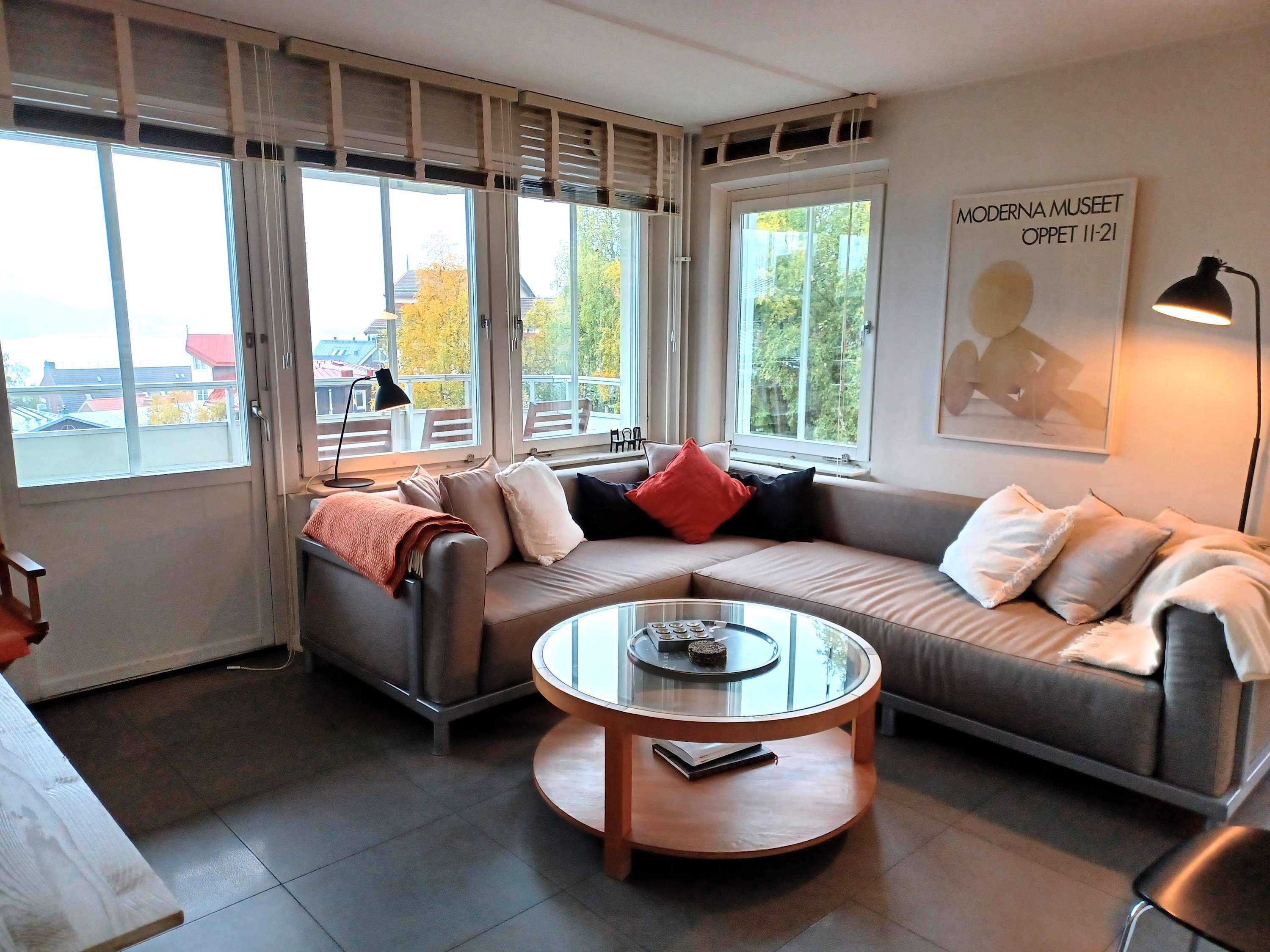 Apartment in Åre near Bergbanan and Åre Square, steps to ski lift, private sauna and balcony