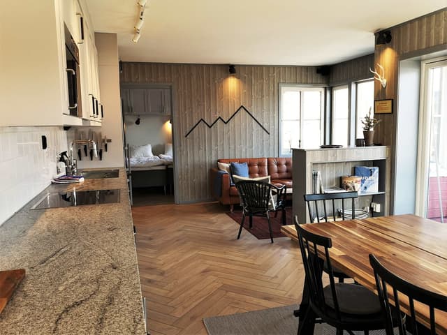 Ski apartment in VM8, Åre near lifts and slopes, with private sauna and south-facing corner balcony