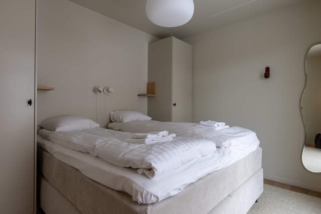 Two-room ski apartment with sauna and ski storage in mountain resort