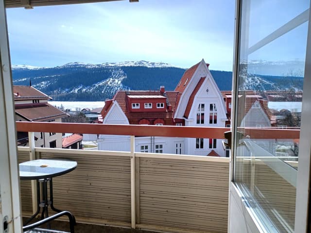 Apartment by the ski slope in central Åre with private sauna, close to lifts and Åre Square