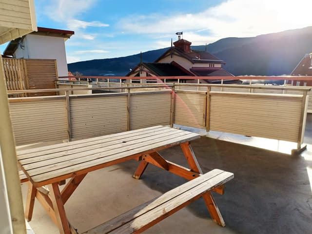 Apartment near Åre Square by the slope, with private sauna and patio, close to lifts and village life